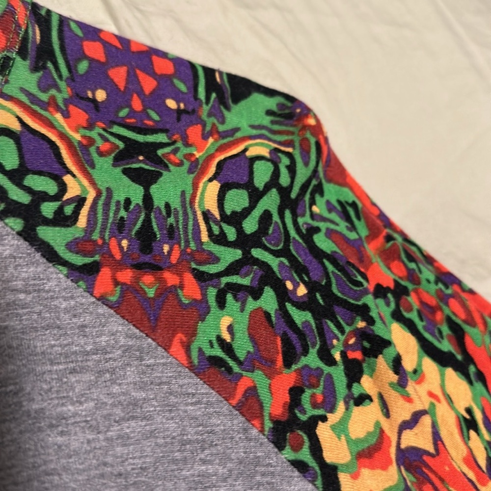Lularoe Randy Top - Picture 4 of 5